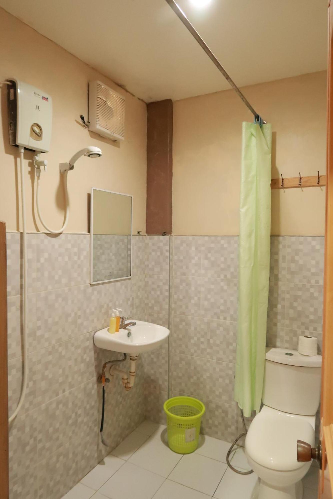 Jo-Cris Apartelle Lapu-Lapu City Kültér fotó
